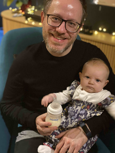 Minbie Helps New Dads Support Breastfeeding